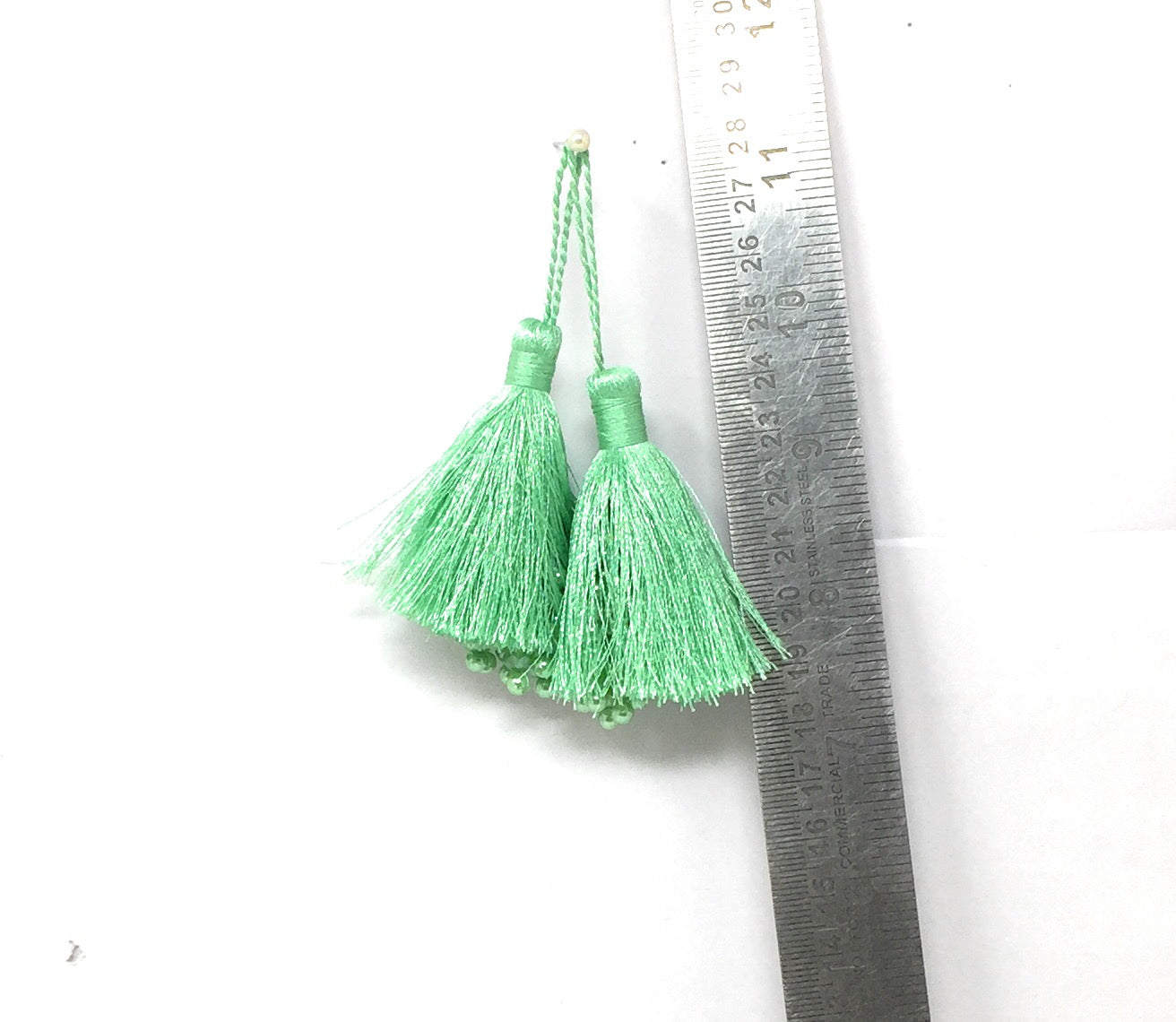 Small Blouse Tassel Pastel Green - Set of 2