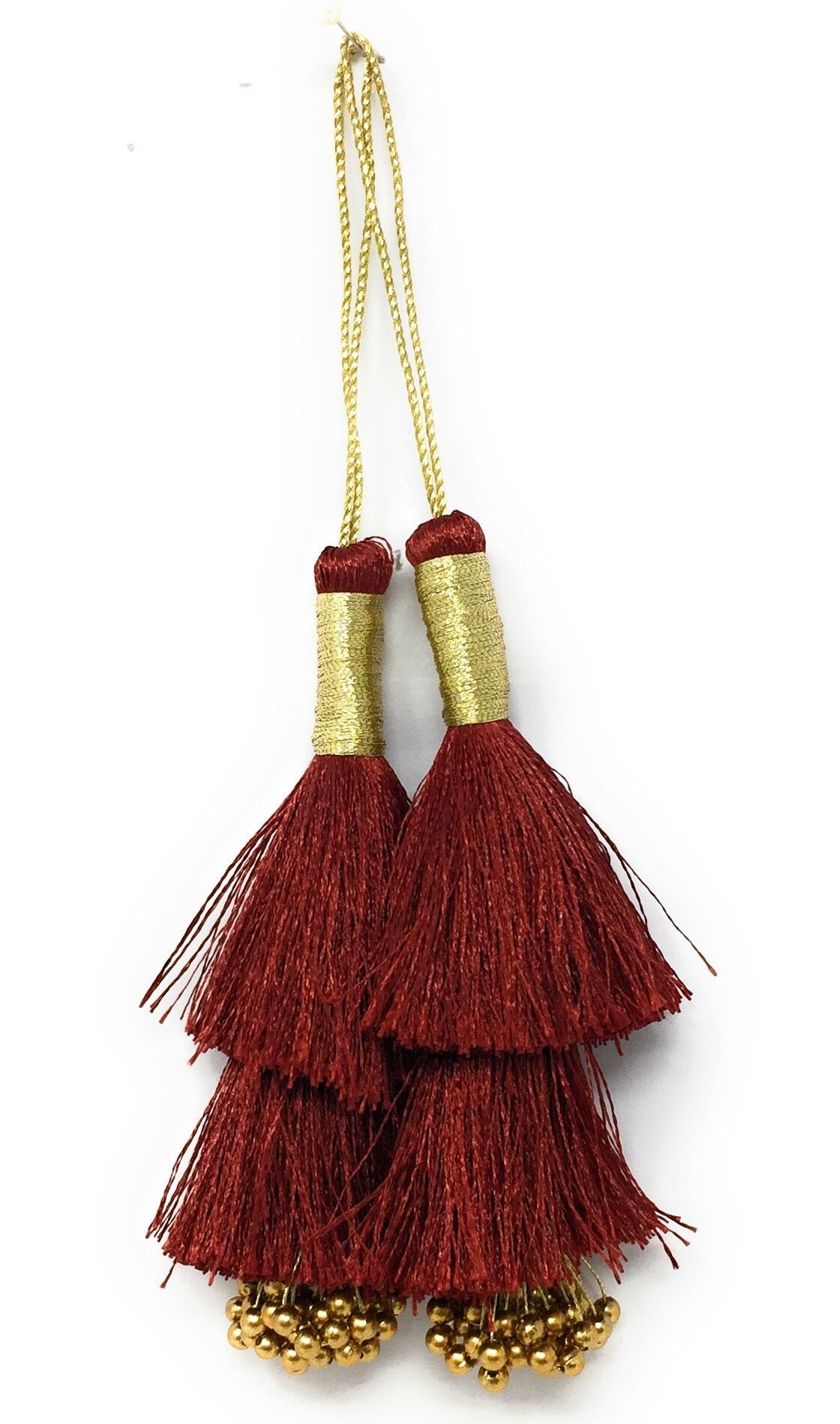 Maroon Thread n Beads Latkan