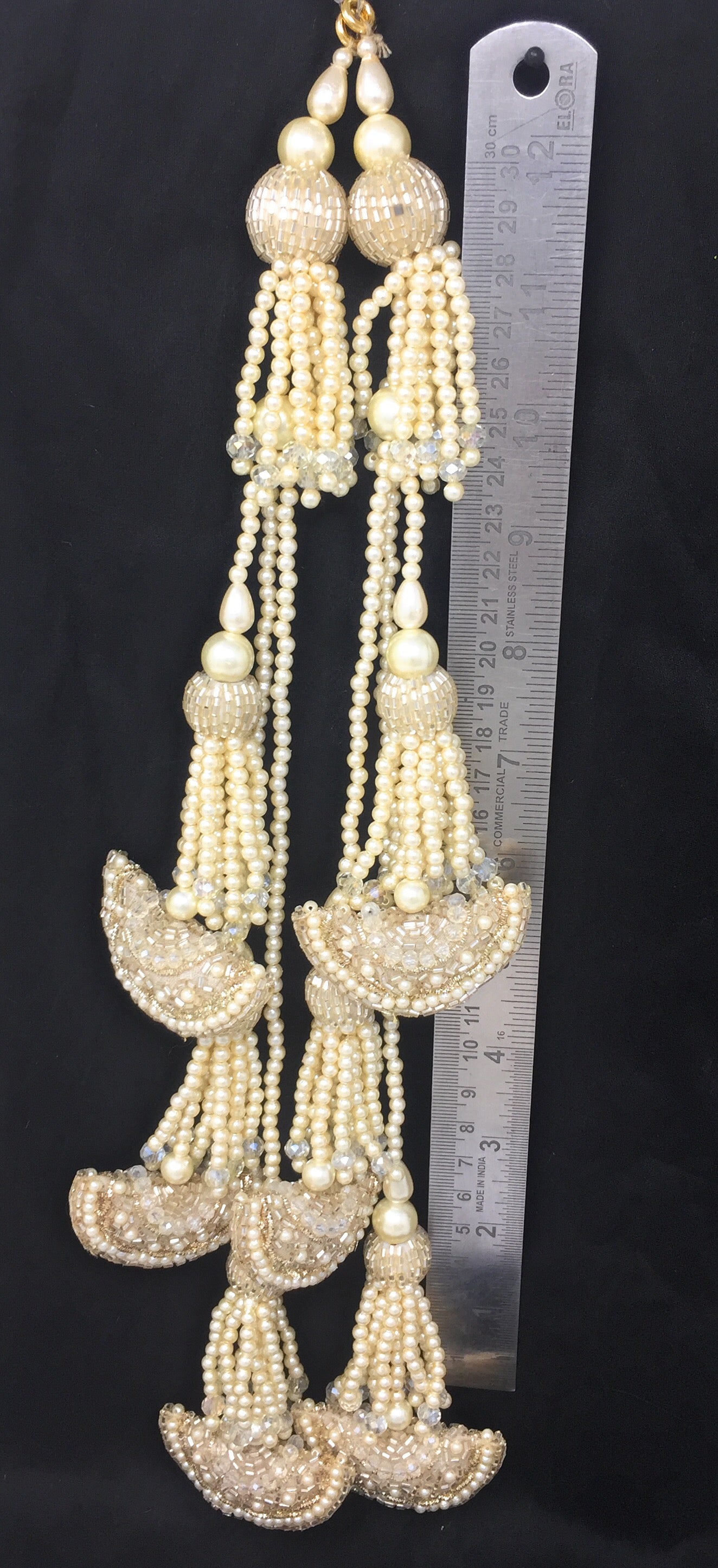 White skirt latkan design - Set of 2