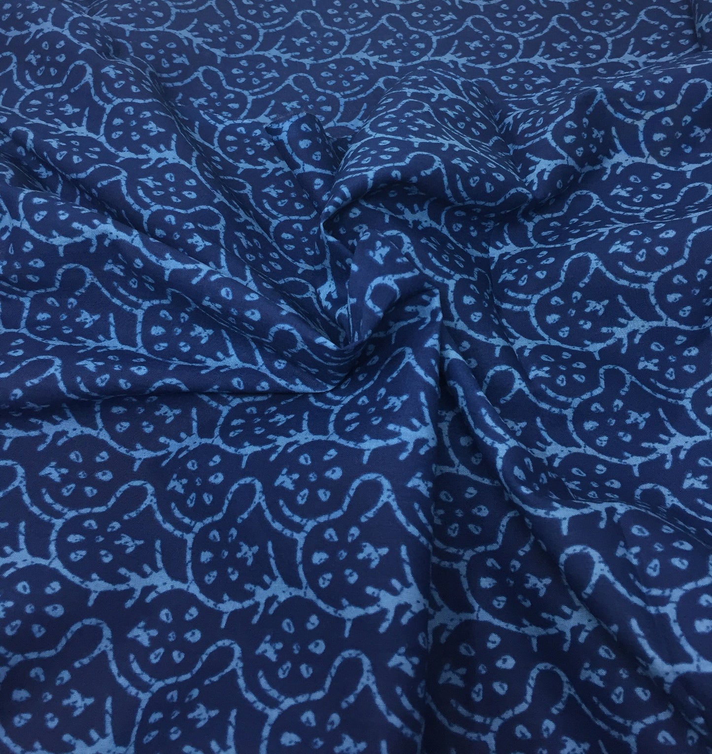 Print Cotton Fabric in Blue Floral Print