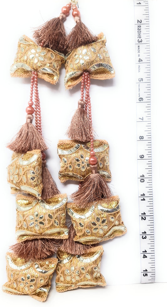 hanging latkan for lehenga