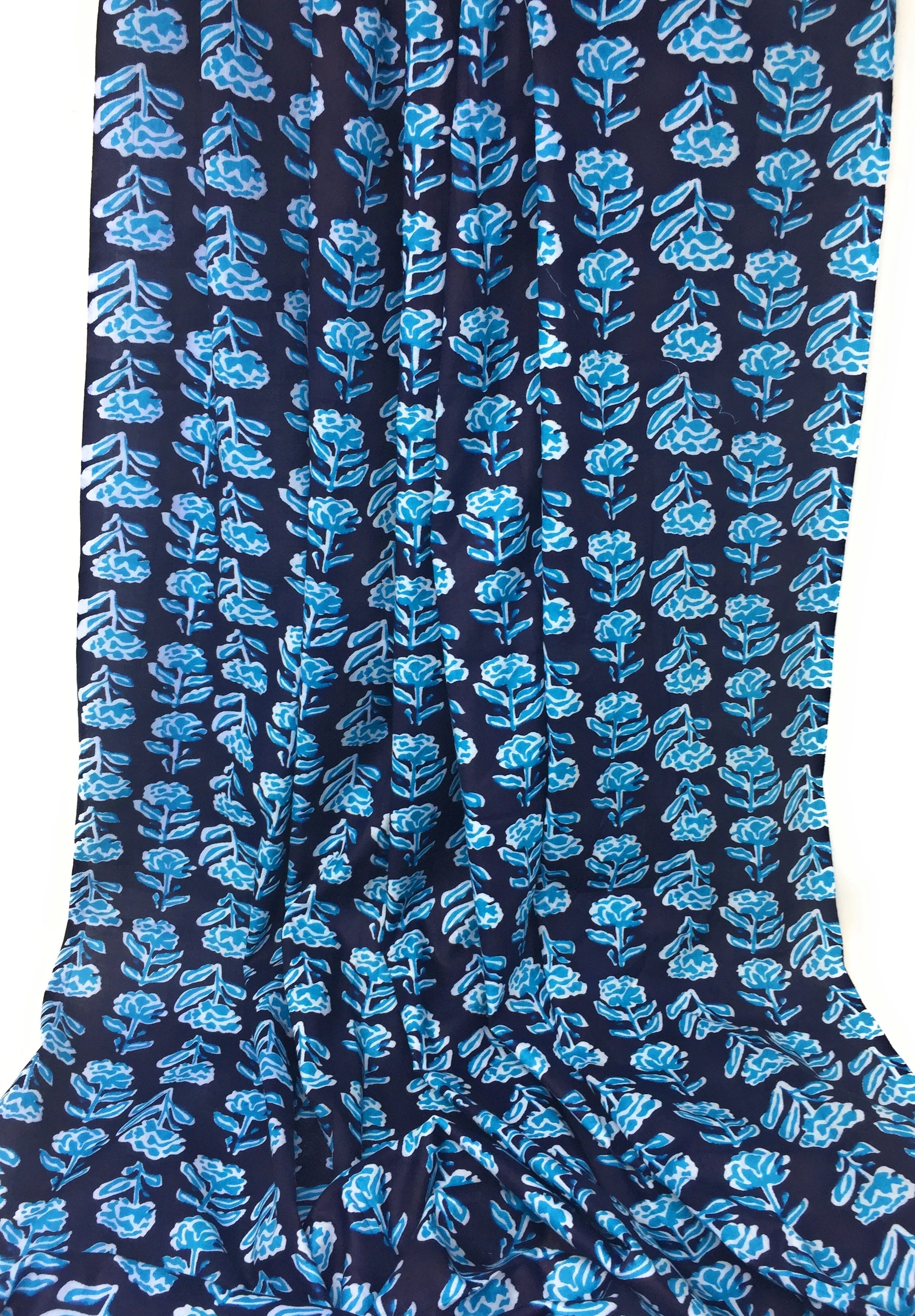 blue printed cotton fabric