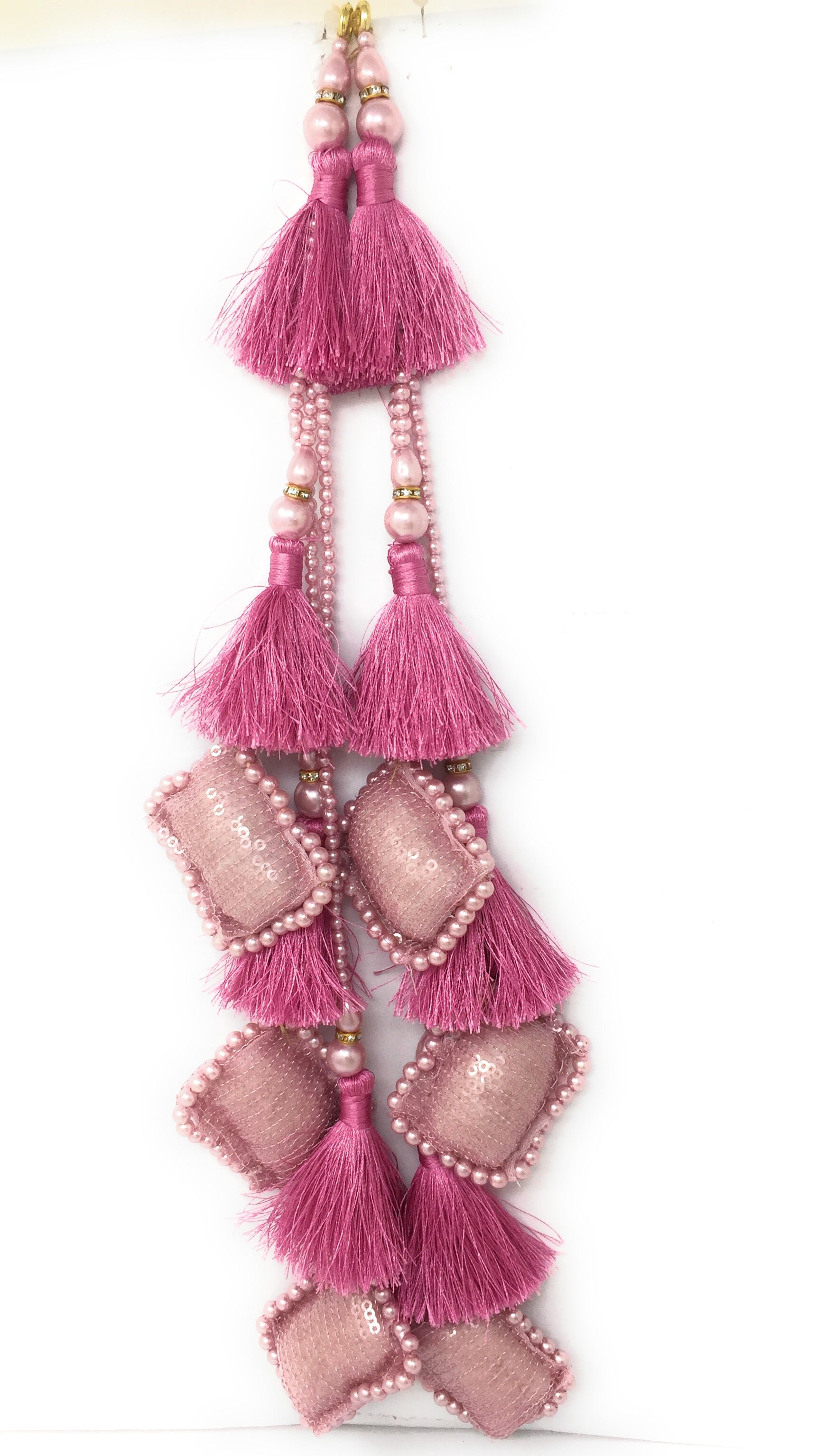 Self sequins latkan! Beautiful work, classy look
