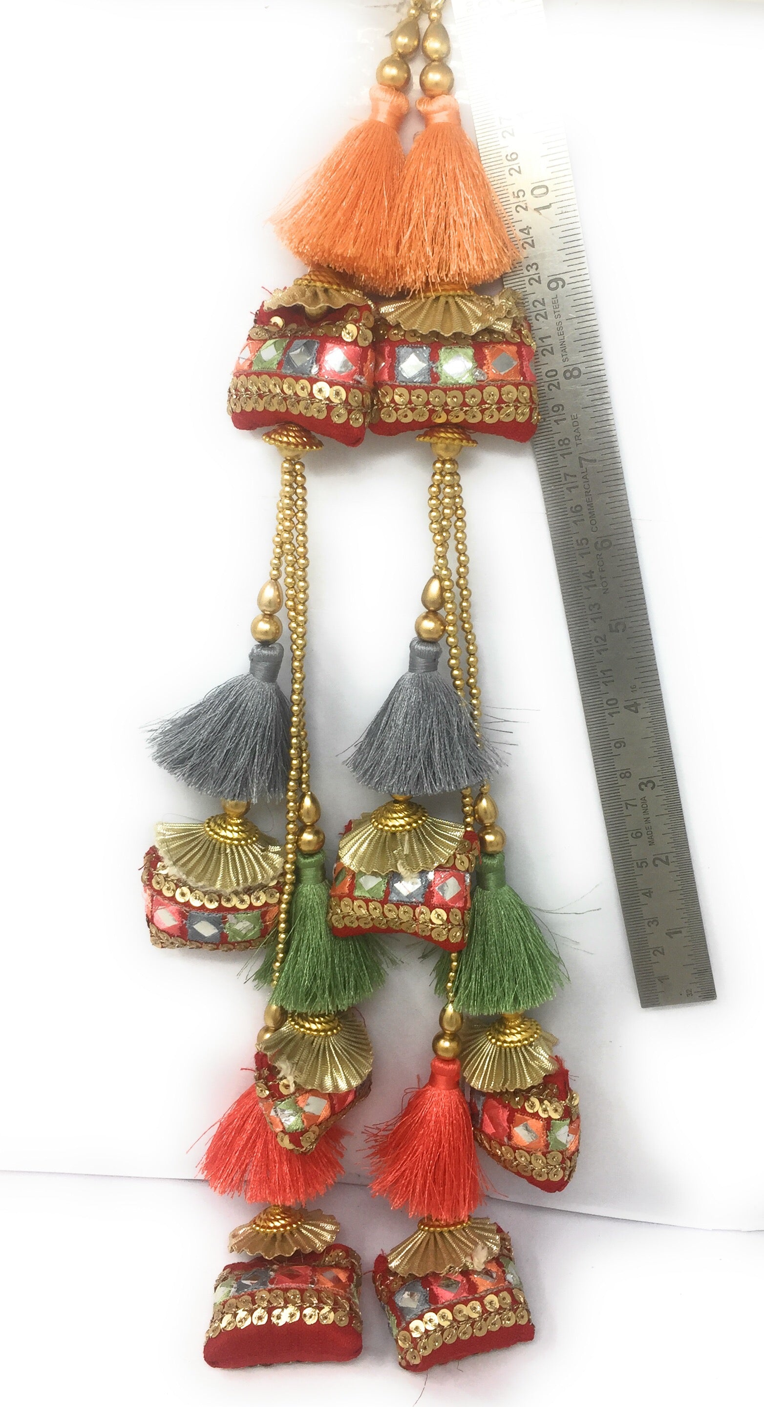 Red ghagra latkan design - Set of 2