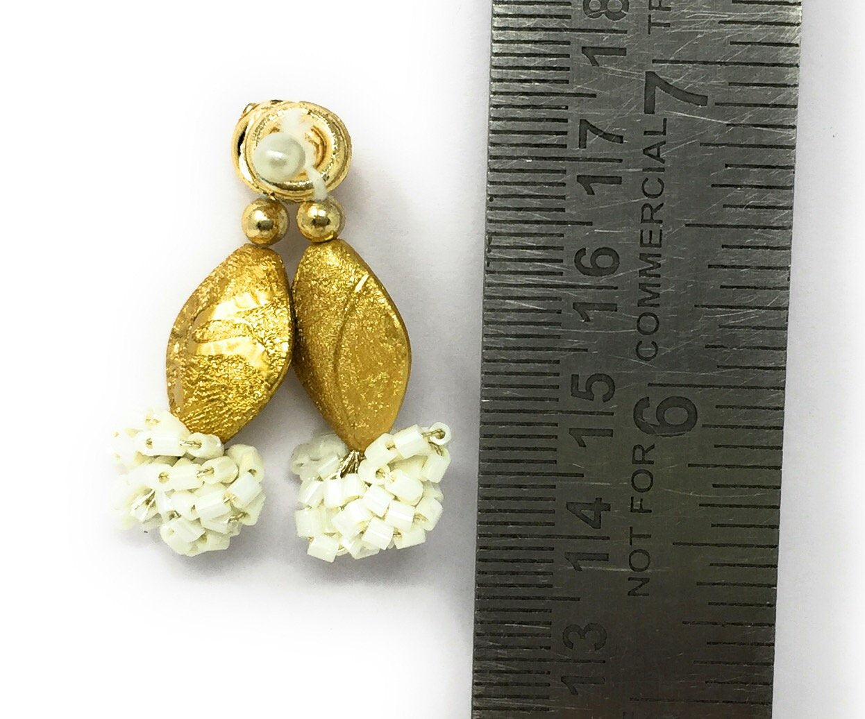 Gold Kurti Latkan