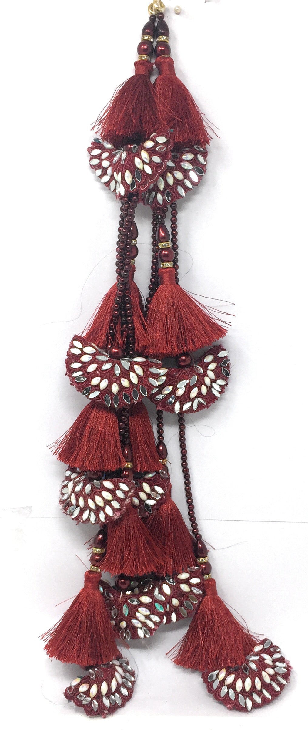Maroon Latkan