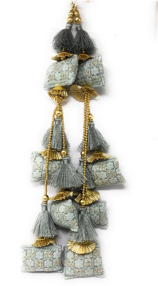 grey latkan for lehenga