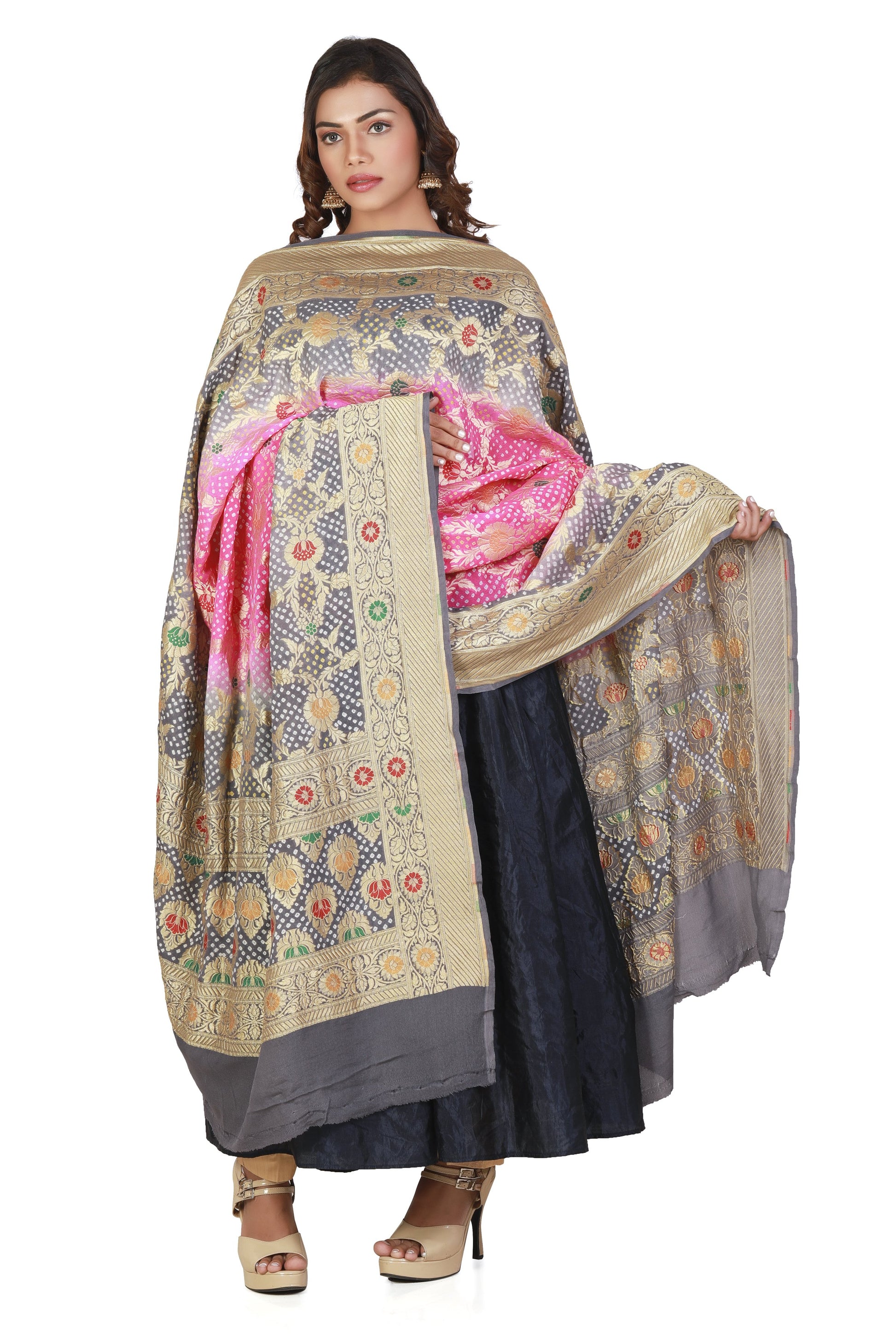 bandhani banarasi dupatta