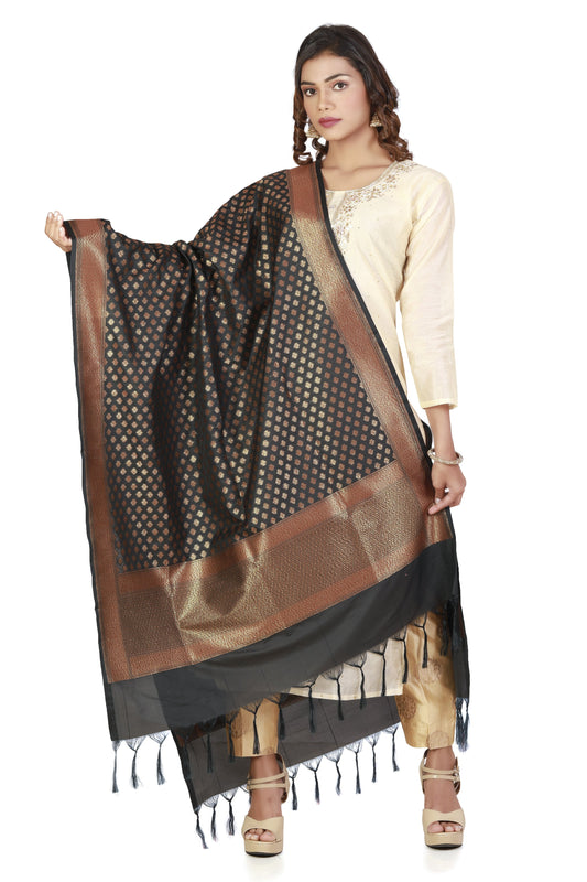 black banarasi dupatta