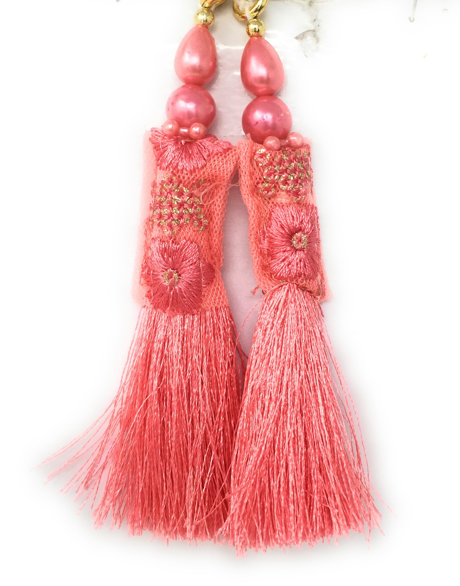 latkan suit ke Pink