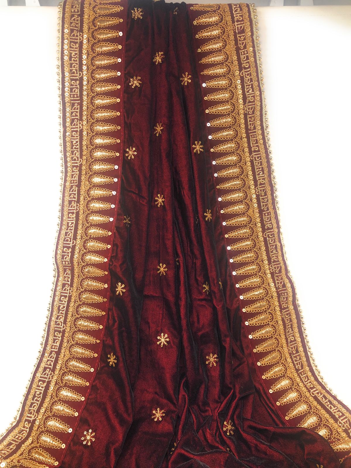 Maroon velvet dupatta